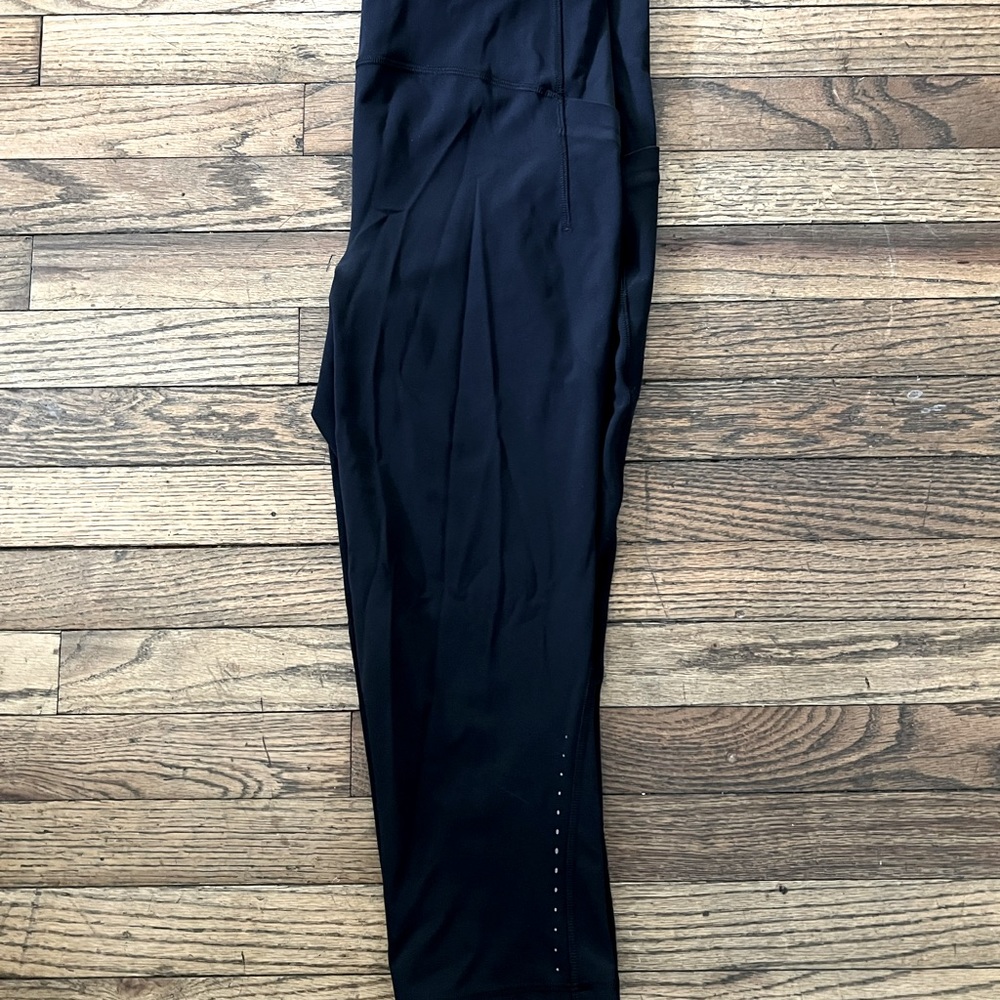 Lululemon Swift speed HR crop 21” size 12 black